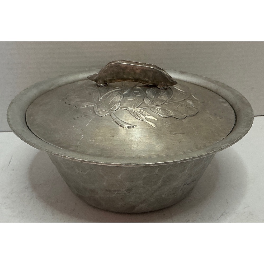 Everlast Vintage Forged Aluminum Lidded Bowl Pea Pod Handle 1038 Mid Century